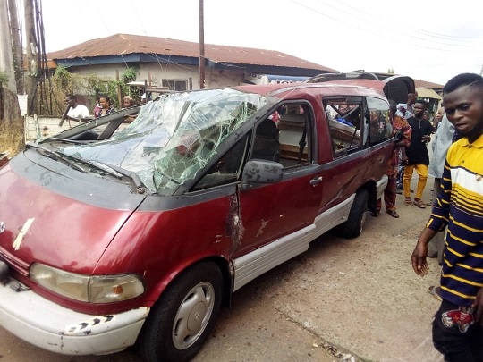 MTN bus rams into corpse being taken for burial - MicroSecondNews