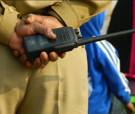 Woman chops off her boyfriend’s penis after he tried raping her teen