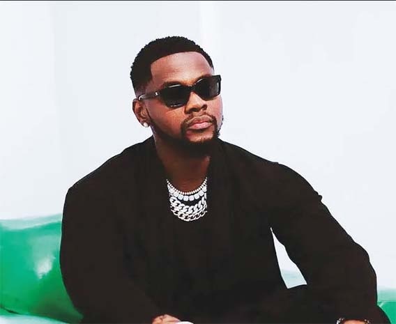 Kizz Daniel apologises to fans, to give free show on Friday (Video ...
