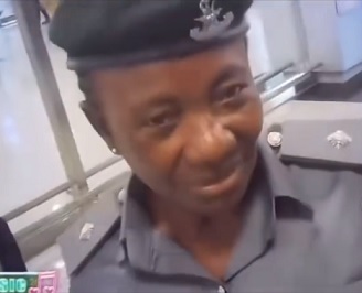 Customs Officer Caught On Camera Extorting Traveller In MMIA Lagos   The Officer Captured 