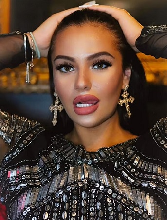 UK Prison rocked by scandal after video of married female officer