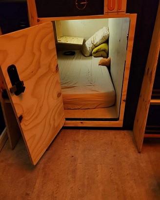 US-based Nigerian shows photos of sleeping ‘box’ where many newly ...